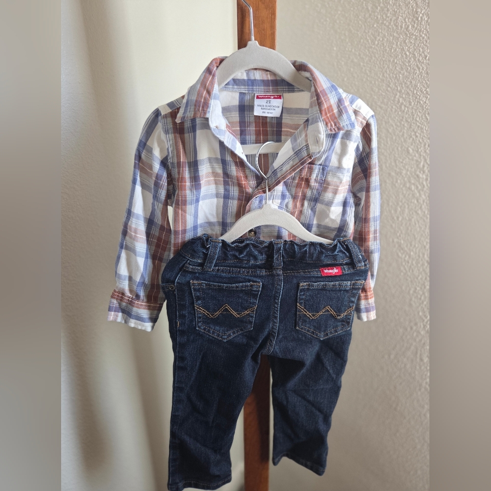 Wrangler Plaid Shirt and Dark Denim Jeans